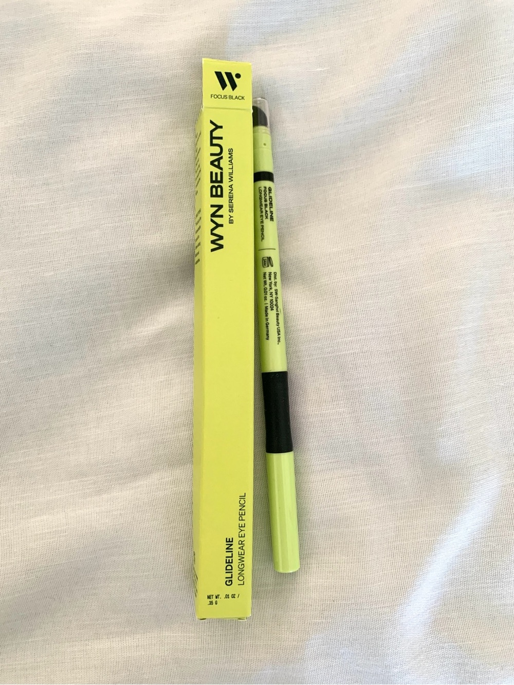 NIB Wyn Beauty GlideLine Longwear Eye Pencil - Focus Black
